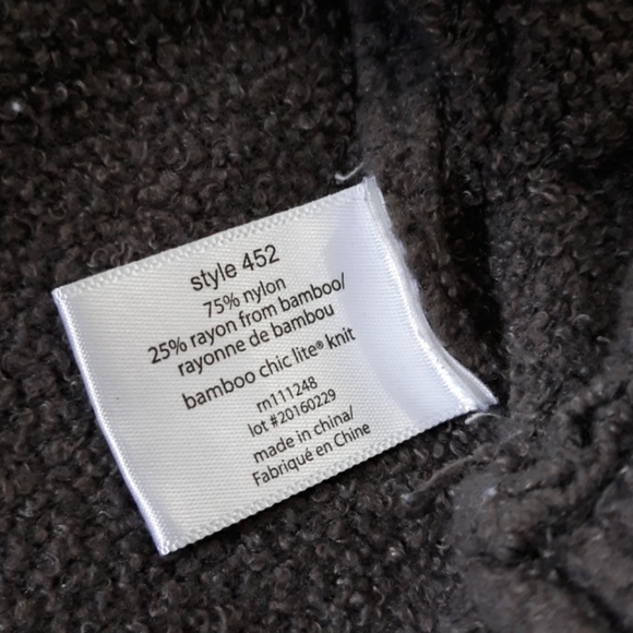 Barefoot Dreams Bamboo Chic Lite XS/S Sweater - Picture 12 of 13